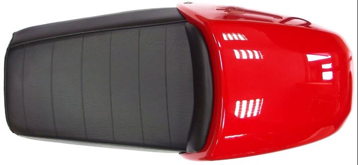 Afbeelding van DUEL SEAT WITH RED COVER